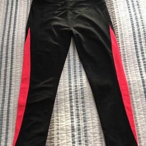 **NWT** Fabletics Leggings
